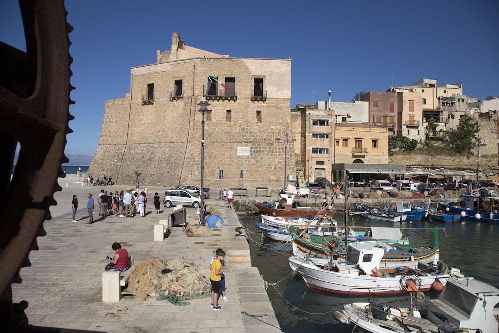 Cerri Hotel تراباني المظهر الخارجي الصورة